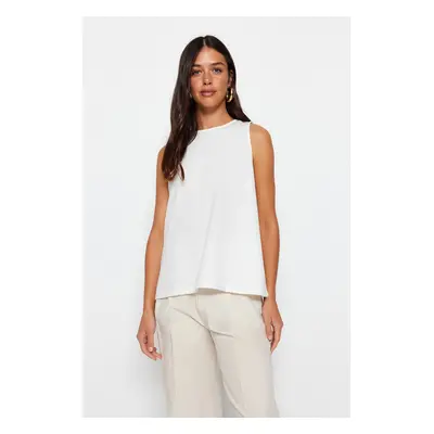 Trendyol Ecru Sleeveless Regular Crew Neck Crepe Knitted Blouse