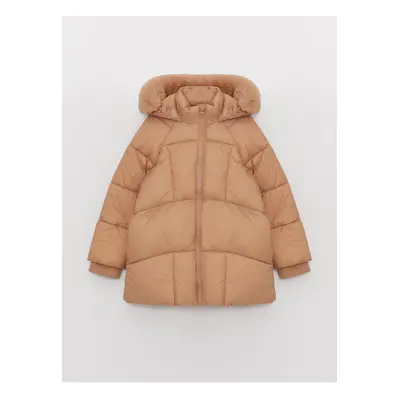 LC Waikiki Hooded Girl's Puffer Coat