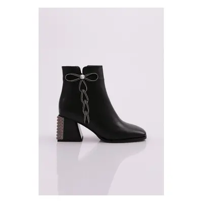 DGN Women's Heeled Boots