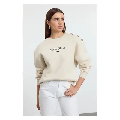 Trendyol Beige Slogan Button Detailed Regular Fit Thick Polar Fleece Knitted Sweatshirt