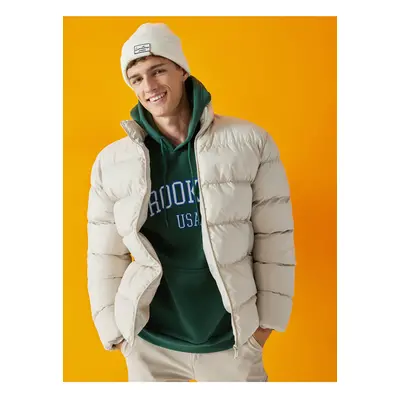 LC Waikiki Standard Mold Stand Collar Men's Puffer Coat