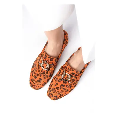 Mio Gusto Myrcella Genuine Suede Orange Color Leopard Pattern Chain Accessory Blunt Toe Women's 