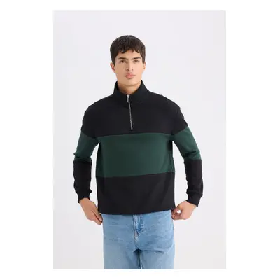 DEFACTO Comfort Regular Fit Casual Fit Stand Collar Zippered Striped Thick Sweatshirt