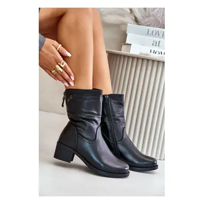 Ankle boots on a low heel insulated with fur Vinceza black