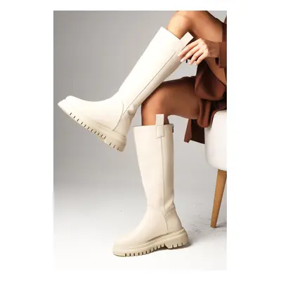 Mio Gusto Beige Color Für Lined Women's Boots with Back Zipper