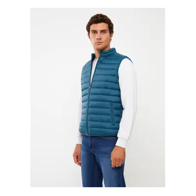 LC Waikiki Standard Mold Stand Collar Men's Puffer Vest