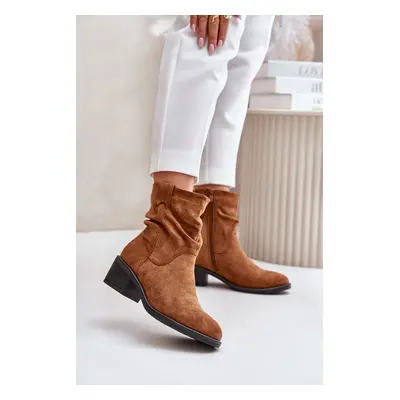 Insulated women's ankle boots with a gathered upper on a low heel Camel Zinanya