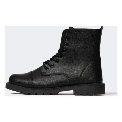 DEFACTO Men&#39;s Lace-Up and Zippered High-Sole Faux Leather Boots