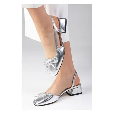 Mio Gusto Bria Women's Silver Color Open Back Short Heeled Shoes