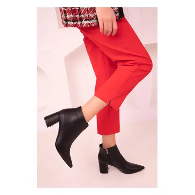 Soho Women's Black Boots & Booties