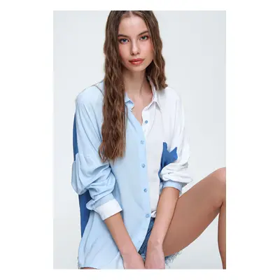 Trend Alaçatı Stili Women's Blue Single Pocket Color Block Woven Viscose Shirt