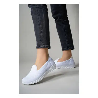 Riccon Women's Sneakers White White