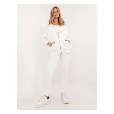 Ecru three-piece tracksuit with top