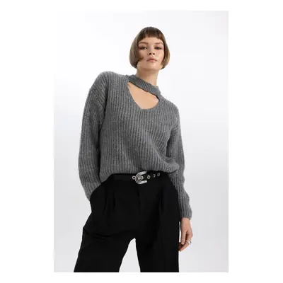 DEFACTO Relax Fit Choker Collar Thessaloniki Fabric Sweater