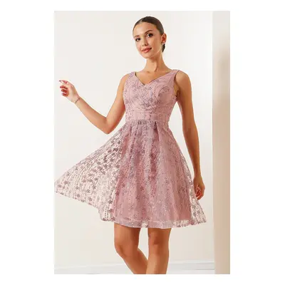 By Saygı V-Neck Lined Lace Dress