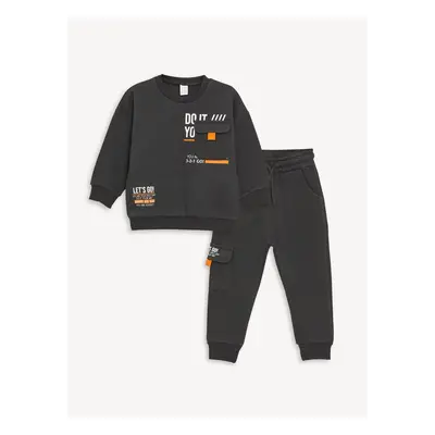 LC Waikiki Crew Neck Printed Long Sleeve Baby Boy Sweatshirt and Sweatpants 2-Set