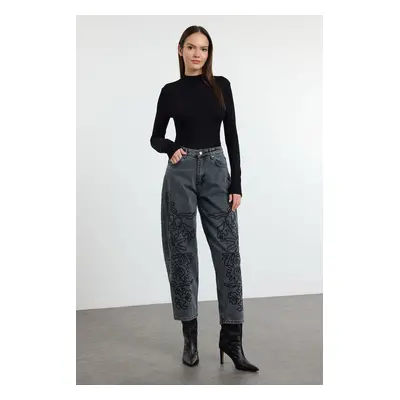 Trendyol Anthracite Embroidered High Waist Balloon Jeans