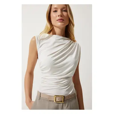 Happiness İstanbul Women's Ecru Gathered Sleeveless Knitted Blouse