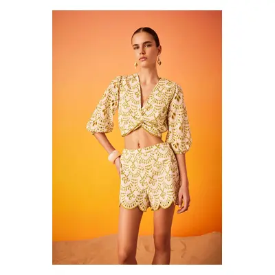 DEFACTO Fall in Love Patterned Embroidered Embroidery Beach Top