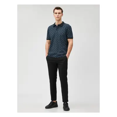 Koton Polo nyakú póló geometriai mintás slim fit rövid ujjú