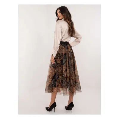 Yellow-black flared skirt with a baroque print