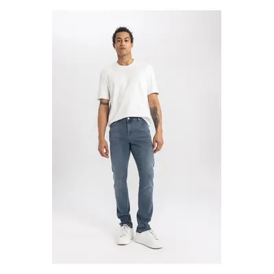 DEFACTO Pedro Slim Fit Narrow Fit Regular Waist Narrow Leg Jean Trousers