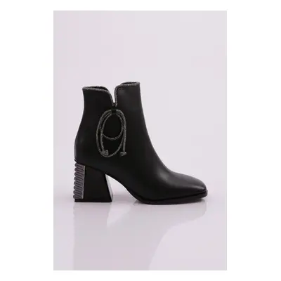 DGN Women's Heeled Boots