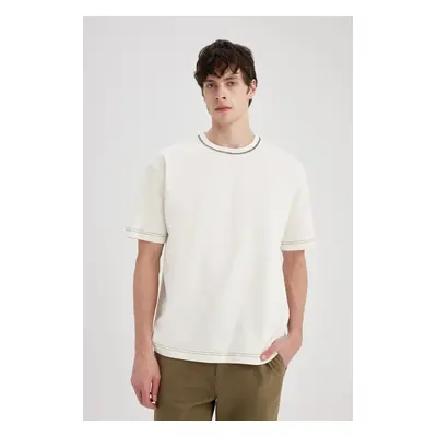 DEFACTO Oversize Fit Crew Neck Short Sleeve T-Shirt