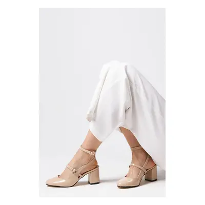 Mio Gusto Inessa Nude Color Open Back Women's Heeled Shoes