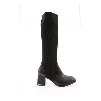 DGN Women's Elastic Detailed Heeled Boots.