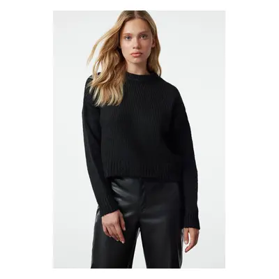 Trendyol Black Wide Pattern Soft Texture Basic Knitwear Sweater