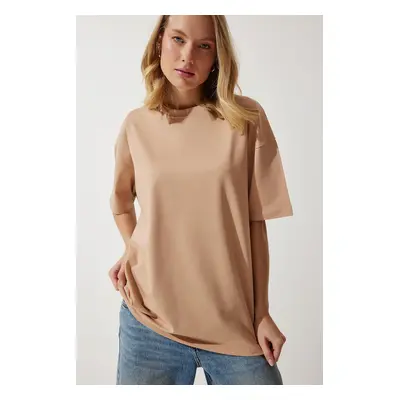 Happiness İstanbul Women's Dark Beige Crew Neck Basic Oversize Knitted T-Shirt