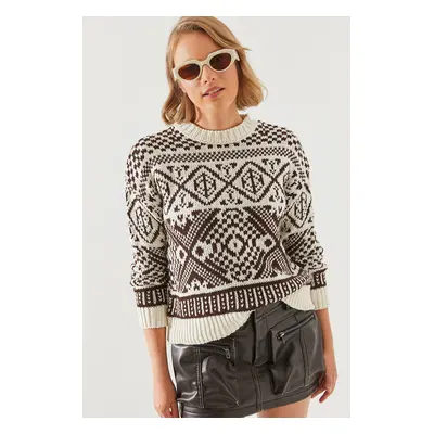 Bianco Lucci Women's Jacquard Sweater