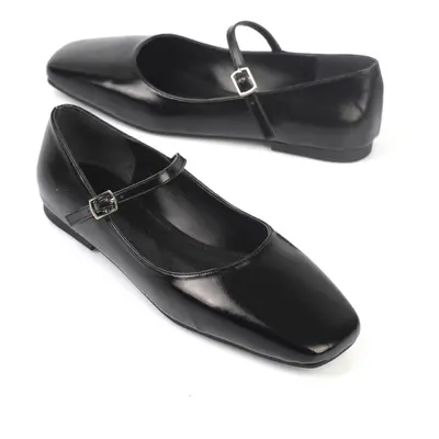 Capone Outfitters Blunt Toe Banded Marj Jane Matte Black Women's Ballerinas