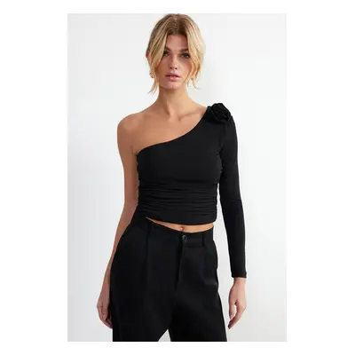 Trendyol Black Rose Detailed Asymmetrical Collar Fitted Flexible Knitted Blouse