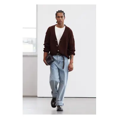 Trendyol Limited Edition Brown FL Men's Regular V Neck Hair Knit Sweater Cardigan