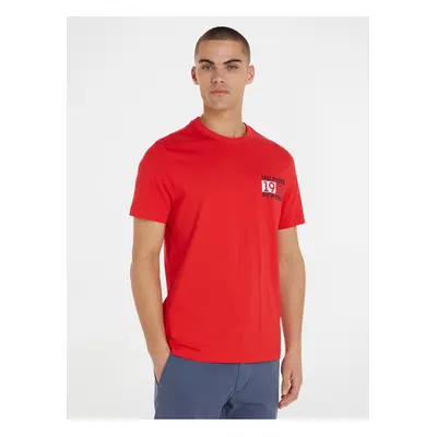 Red Men's T-Shirt Tommy Hilfiger - Men