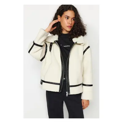 Trendyol White Oversize Mold Faux Leather Detailed Plush Jacket Coat