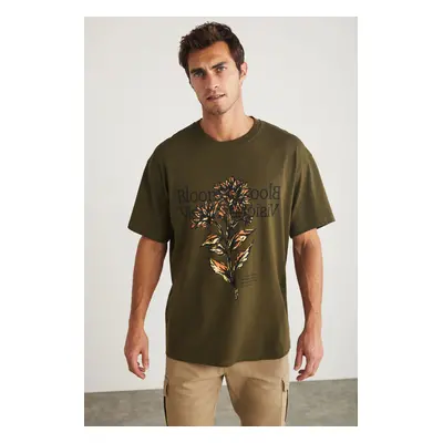 GRIMELANGE Sneill Men's Crew Neck 100% Cotton Printed Khaki T-shir