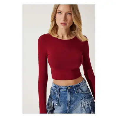 Happiness İstanbul Women Burgundy Crew Neck Basic Crop Knitted Blouse