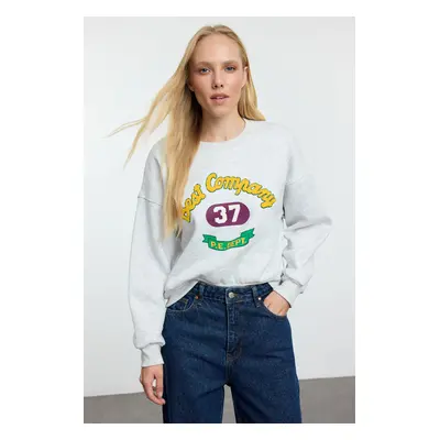 Trendyol Ecru Slogan Printed Regular/Normal Pattern Knitted Sweatshirt