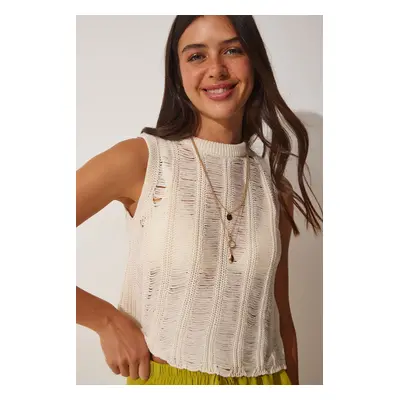 Happiness İstanbul Women's Cream Ripped Detailed Seasonal Crop Knitwear Blouse