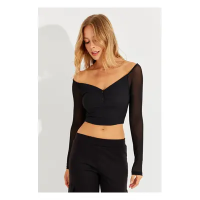 Cool & Sexy Women's Black Sleeve Tulle Crop Blouse CG315