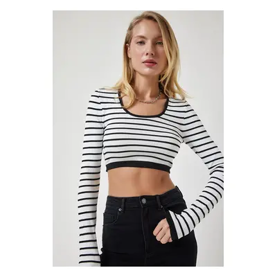 Happiness İstanbul Women's White Striped Ribbed Crop Knitwear Blouse