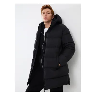 LC Waikiki Standard Mold Hooded Men's Puffer Coat