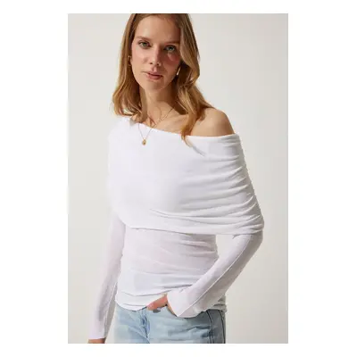 Happiness İstanbul Women's Ecru Off-Shoulder Gathered Detailed Blouse