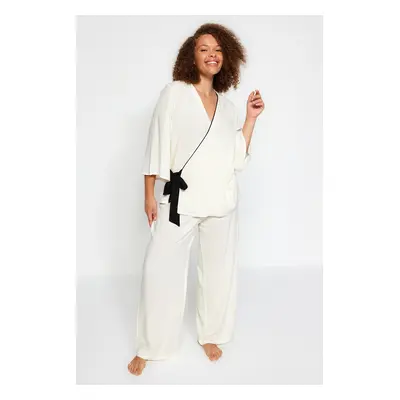 Trendyol Curve Ecru Double Breasted Collar Tied Woven Pajamas Set