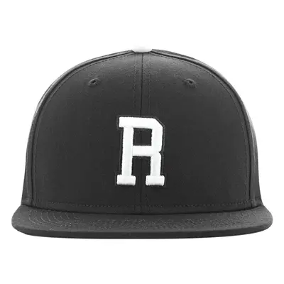 Letter Snapback R