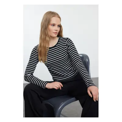 Trendyol Black Striped Fitted Stretch Knitted Blouse