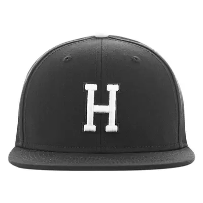 Letter Snapback H